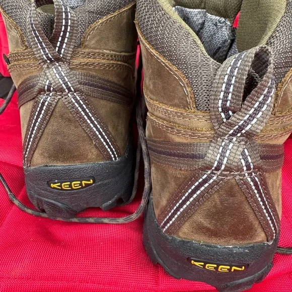 Men's Brown Hiking Shoes - Picture 4 of 8